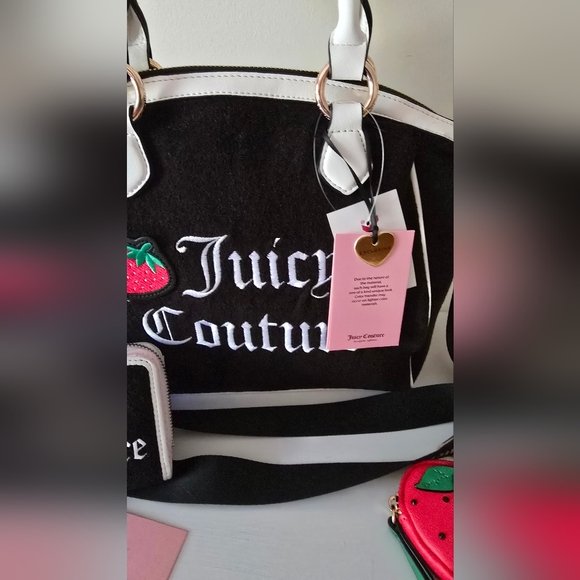 Juicy Couture Strawberry Tote Bag & Coin Pouch Set NWT - Picture 3 of 4